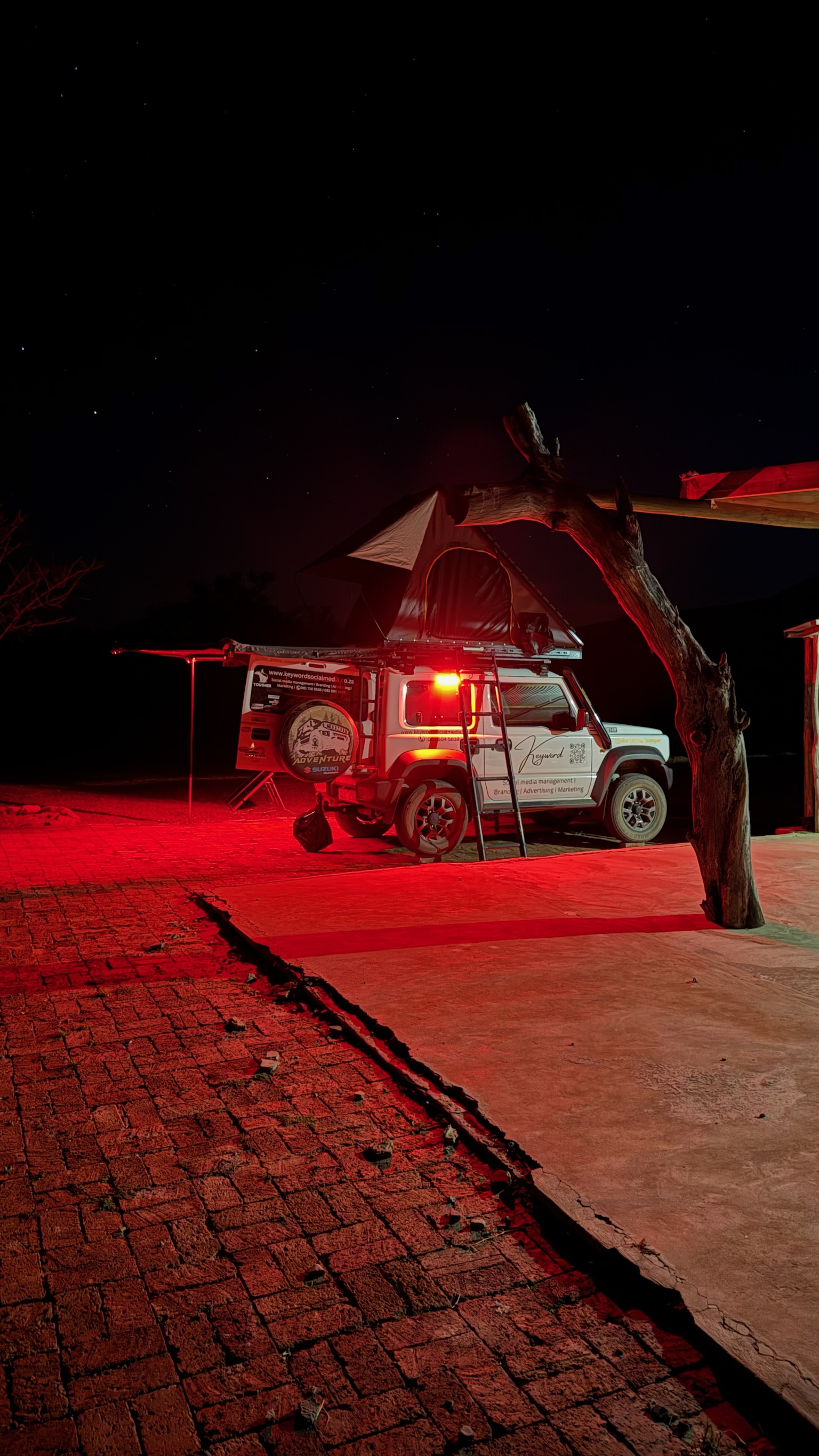 African Game Lodge outdoor patio